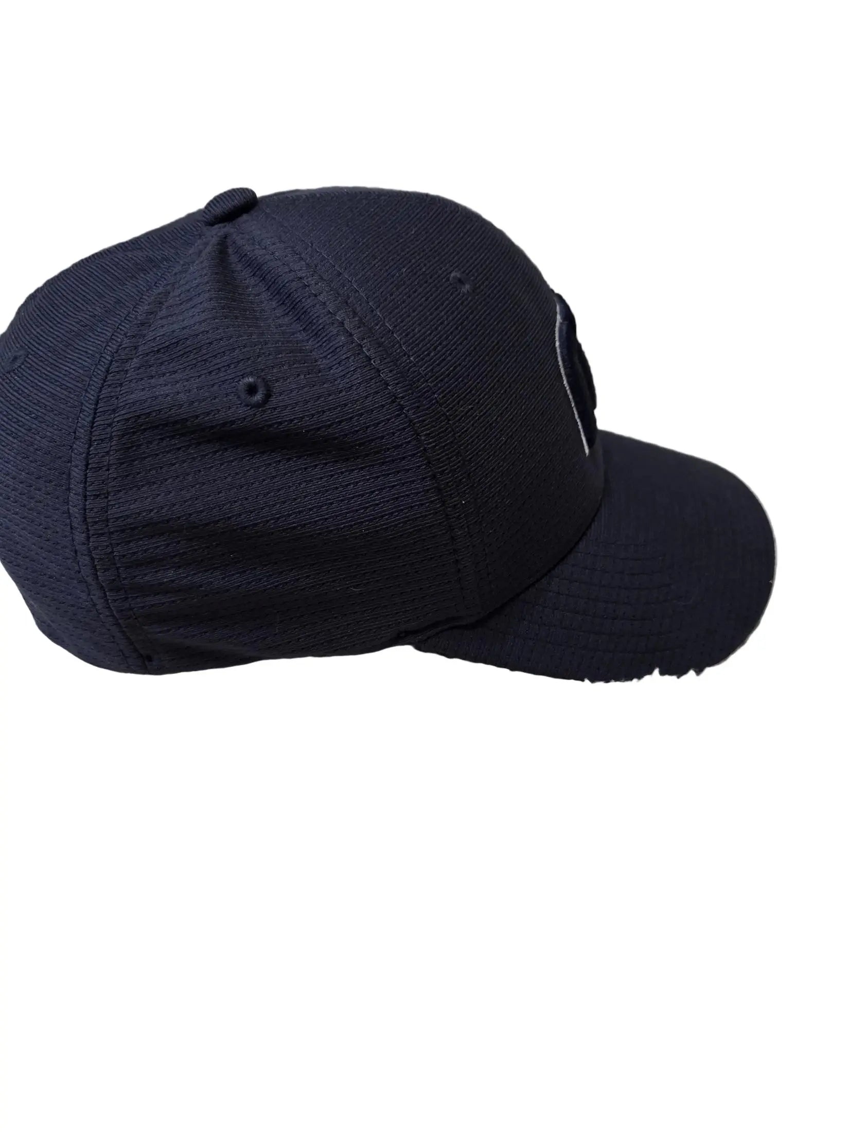 Travis Mathew B-Bahamas Fitted Flex Fit Baseball Hat ~ Size L/XL POS Nerds