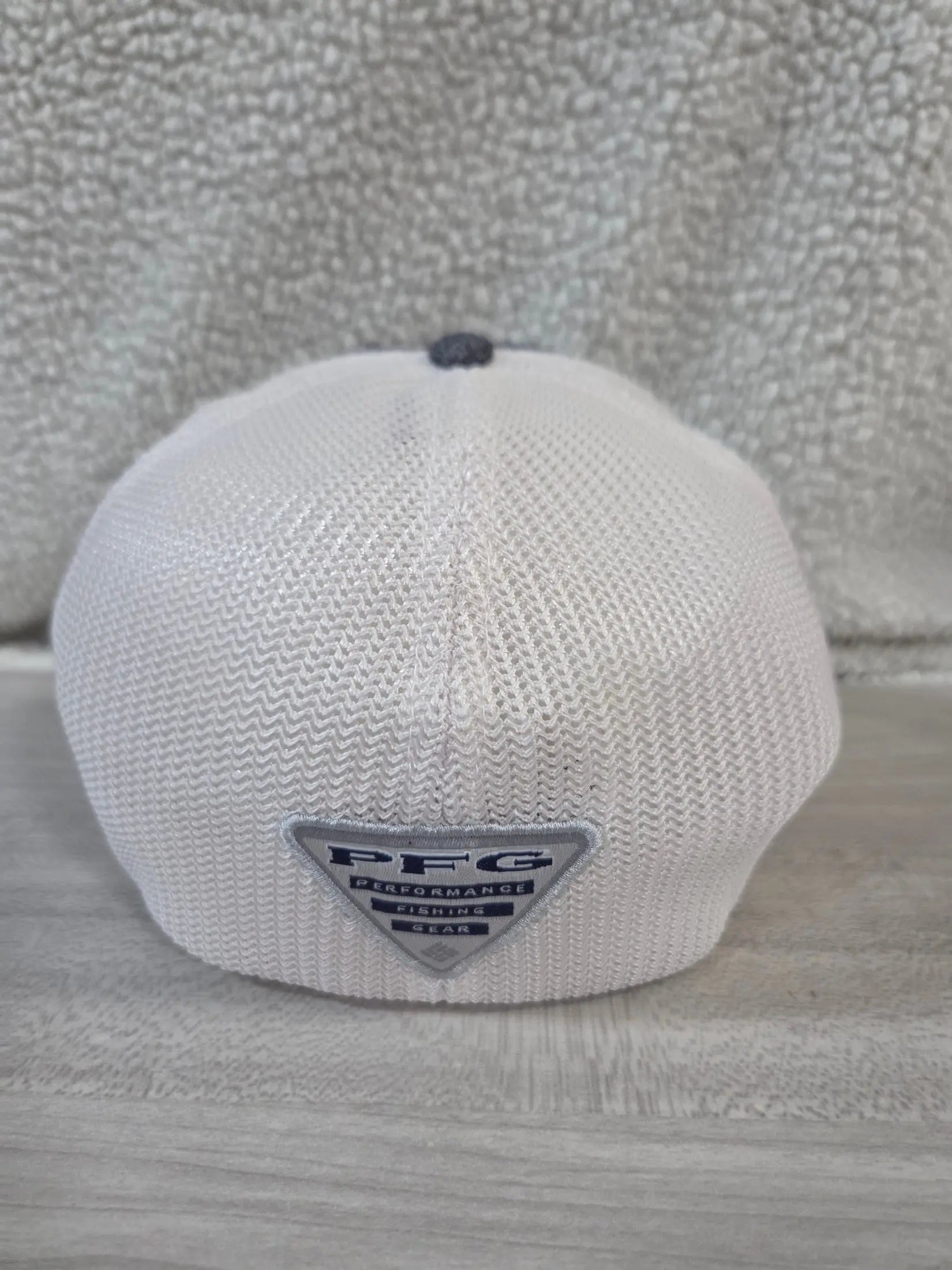 Columbia PFG Fish Flag Mesh Snapback Cap ~ Large/X-Large POS Nerds