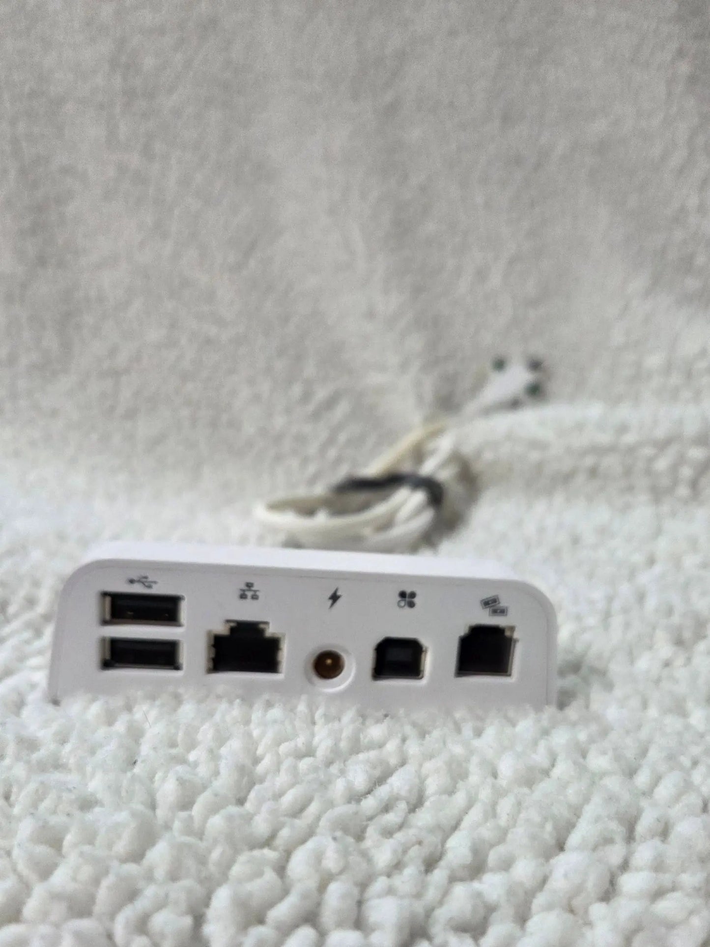 Clover H305 Mini Triangle Hub - Refurb POS Nerds