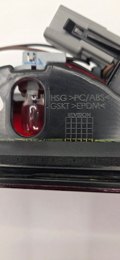 GM OEM Center Mount Stop 3rd brake Lamp Light Chevy/ GMC  23509162 POS Nerds
