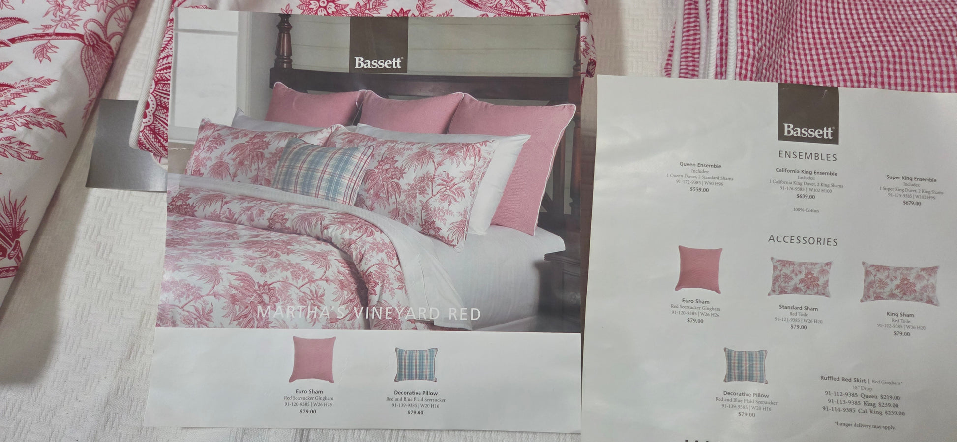 RARE *BNWT* Bassett~ Martha's Vineyard Red Super King Bedding Set/ Ensemble POS Nerds