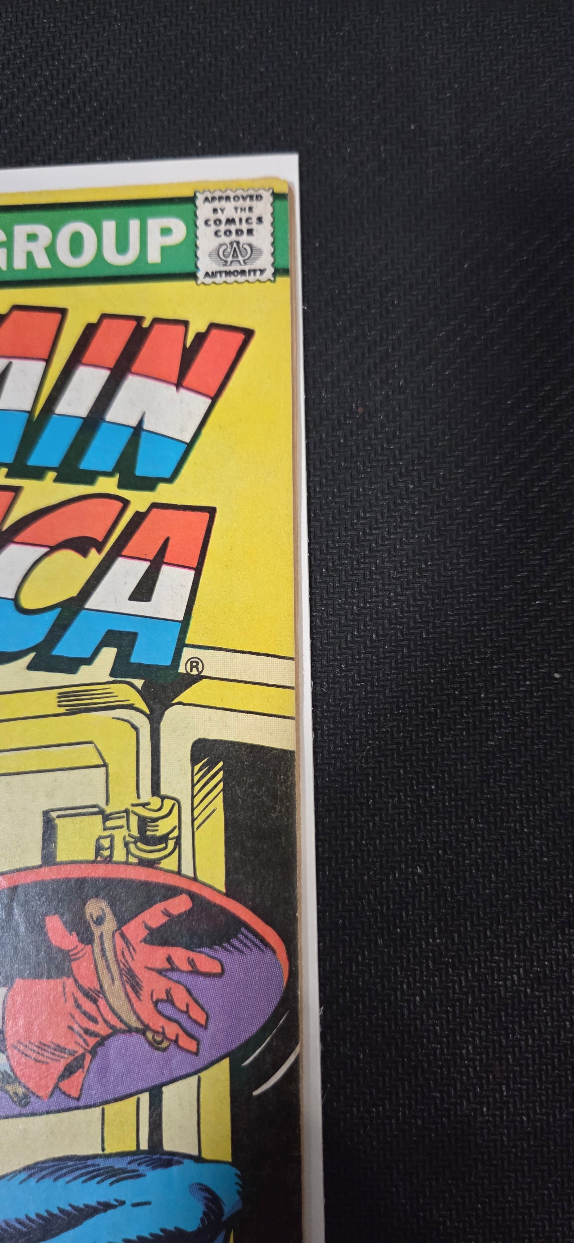 Captain America #257 Newsstand (1981) Marvel Comics - Cap vs Hulk Battle POS Nerds