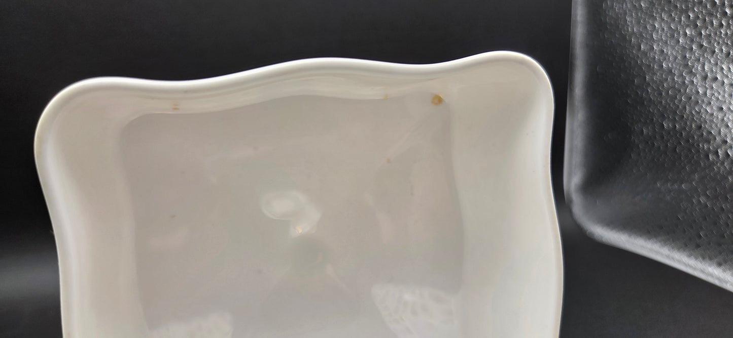 Vintage Queen Anne Bone China Covered Butter Dish ~ Gold Filigree Starburst POS Nerds