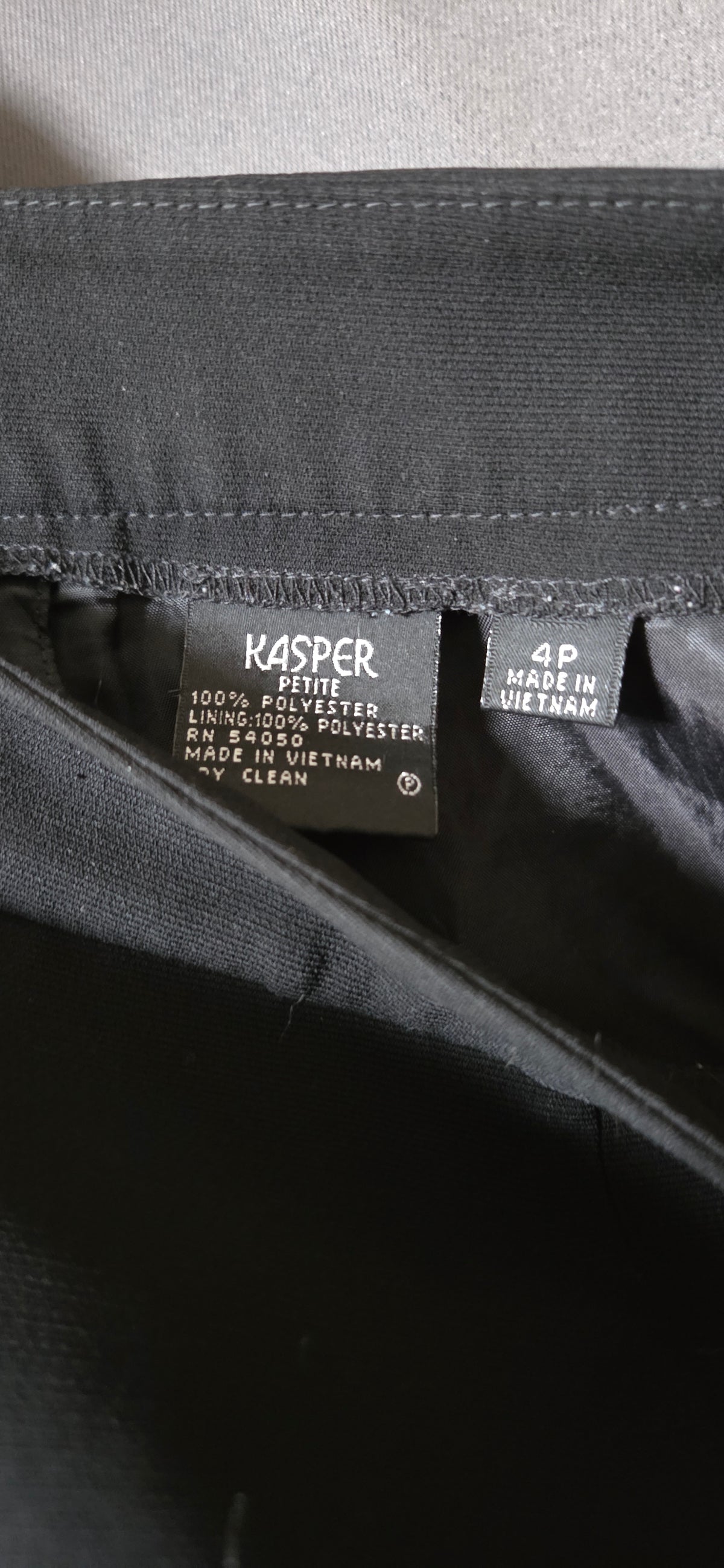 Kasper Petite Dress Pants Womens Black Straight Leg Work Office Slacks- 4P POS Nerds